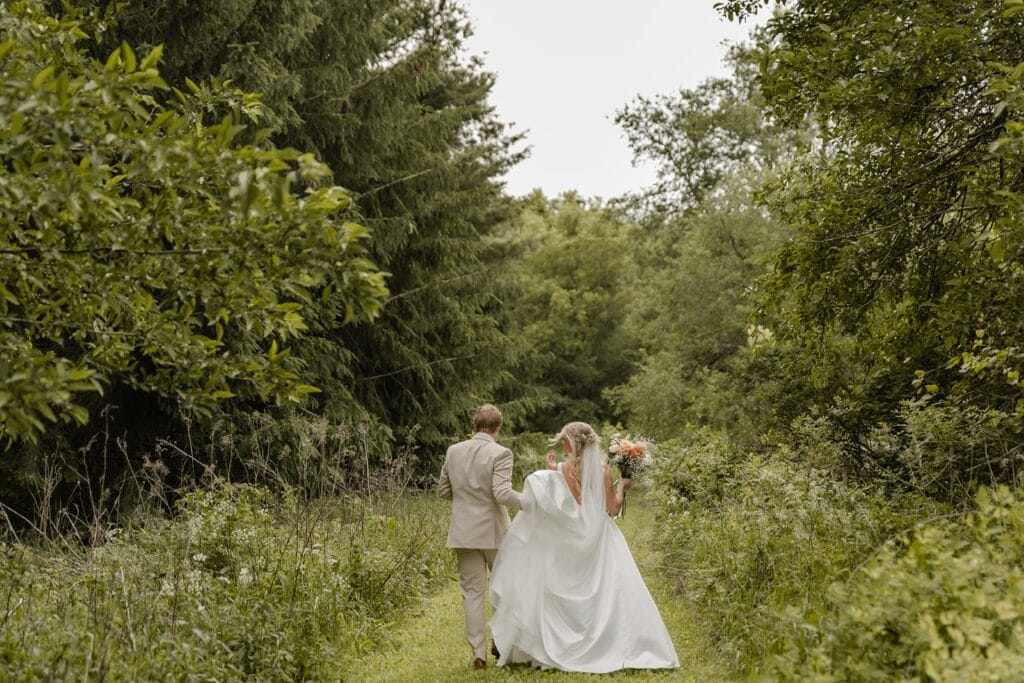 Twin Cities Forest Wedding Venue in Wisconsin with nature as a backdrop
